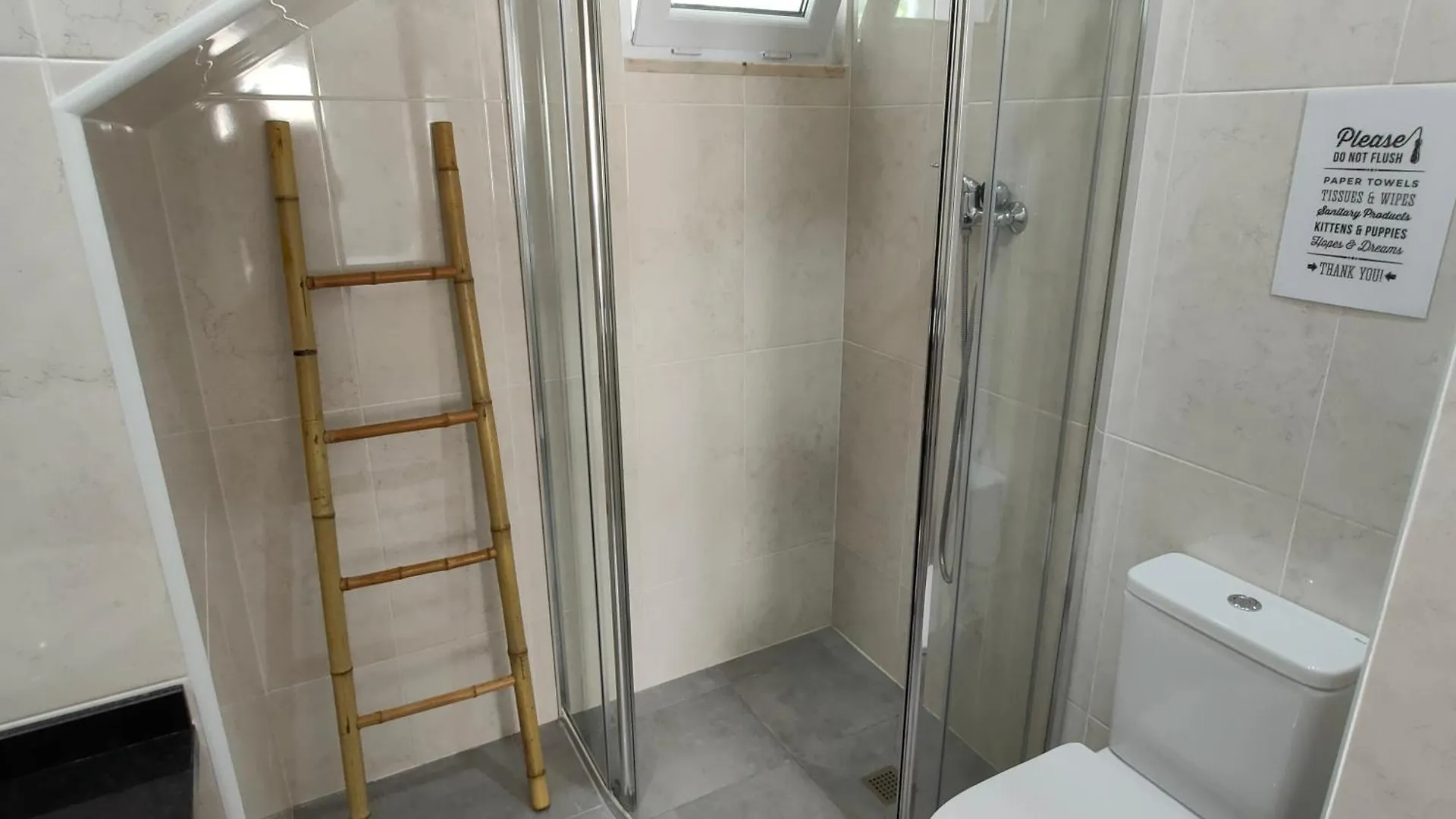 Casa Da Avo - City Center - Private Bedrooms Lagos Affittacamere